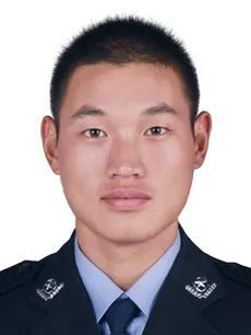 广东省武警支队李峰，忠诚卫士的杰出代表