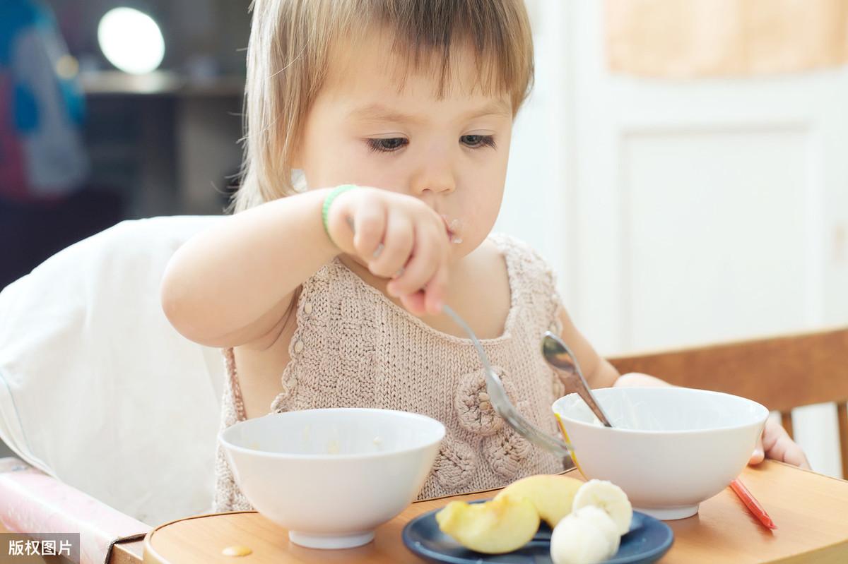 四个月宝宝辅食添加的指南